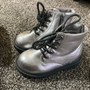 Metallic Gap Toddler Boot